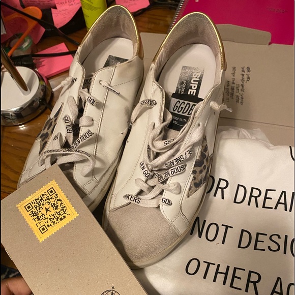 Golden Goose Superstar Sneaker in White, Spotted Star & Logo Lace - Picture 3 of 6